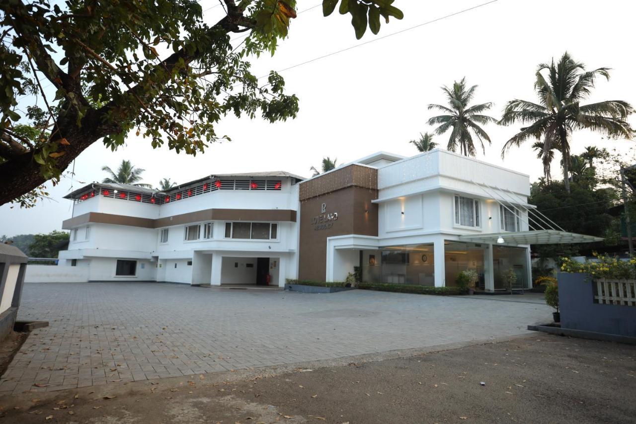 Loveland Residency Kochi Exterior foto
