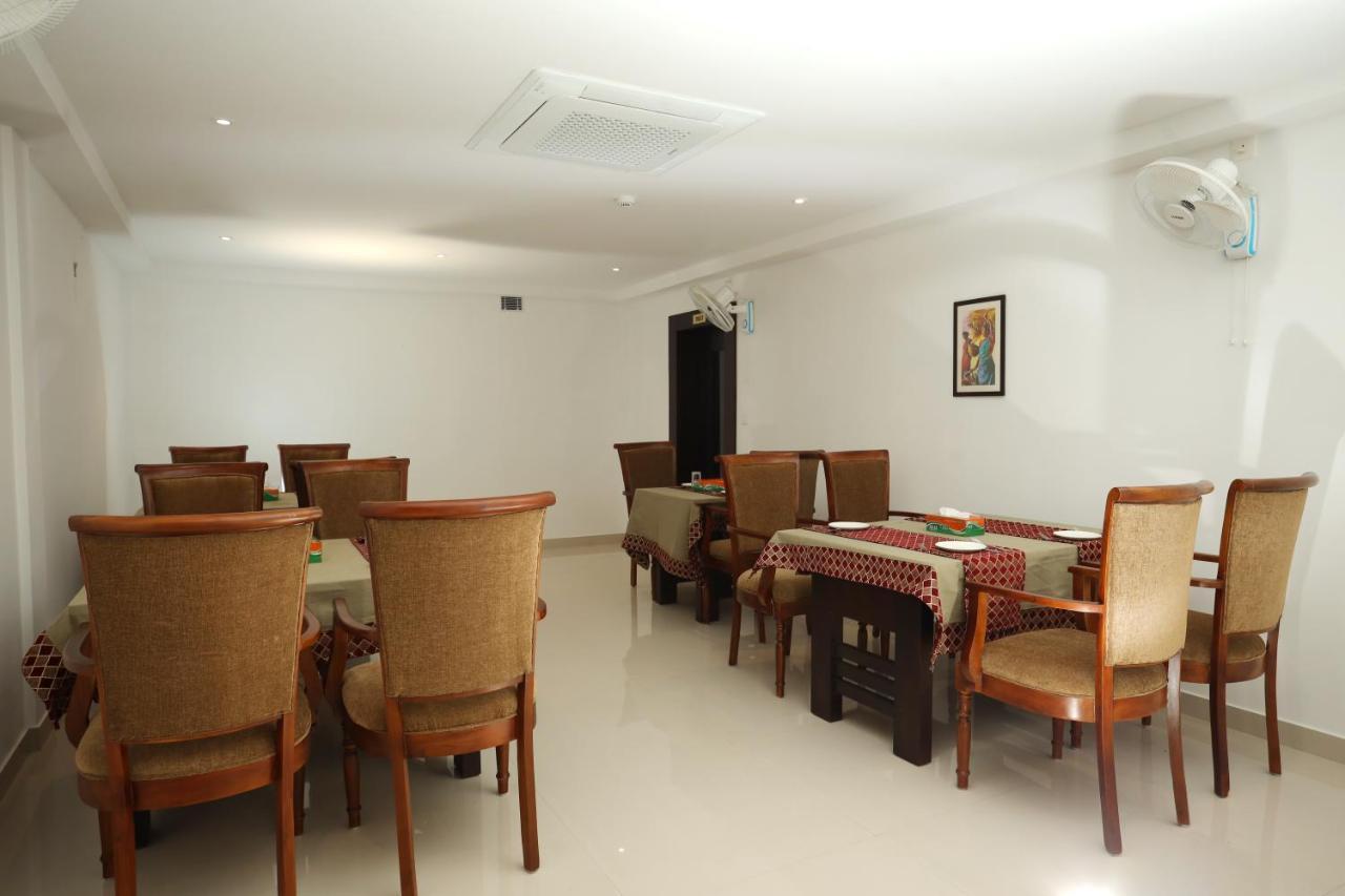 Loveland Residency Kochi Exterior foto